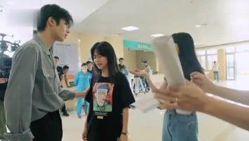 爱思考的吃瓜娱乐人